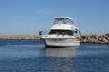 Thomascraft 38 Flybridge Cruiser with Bow and Stern Thrusters