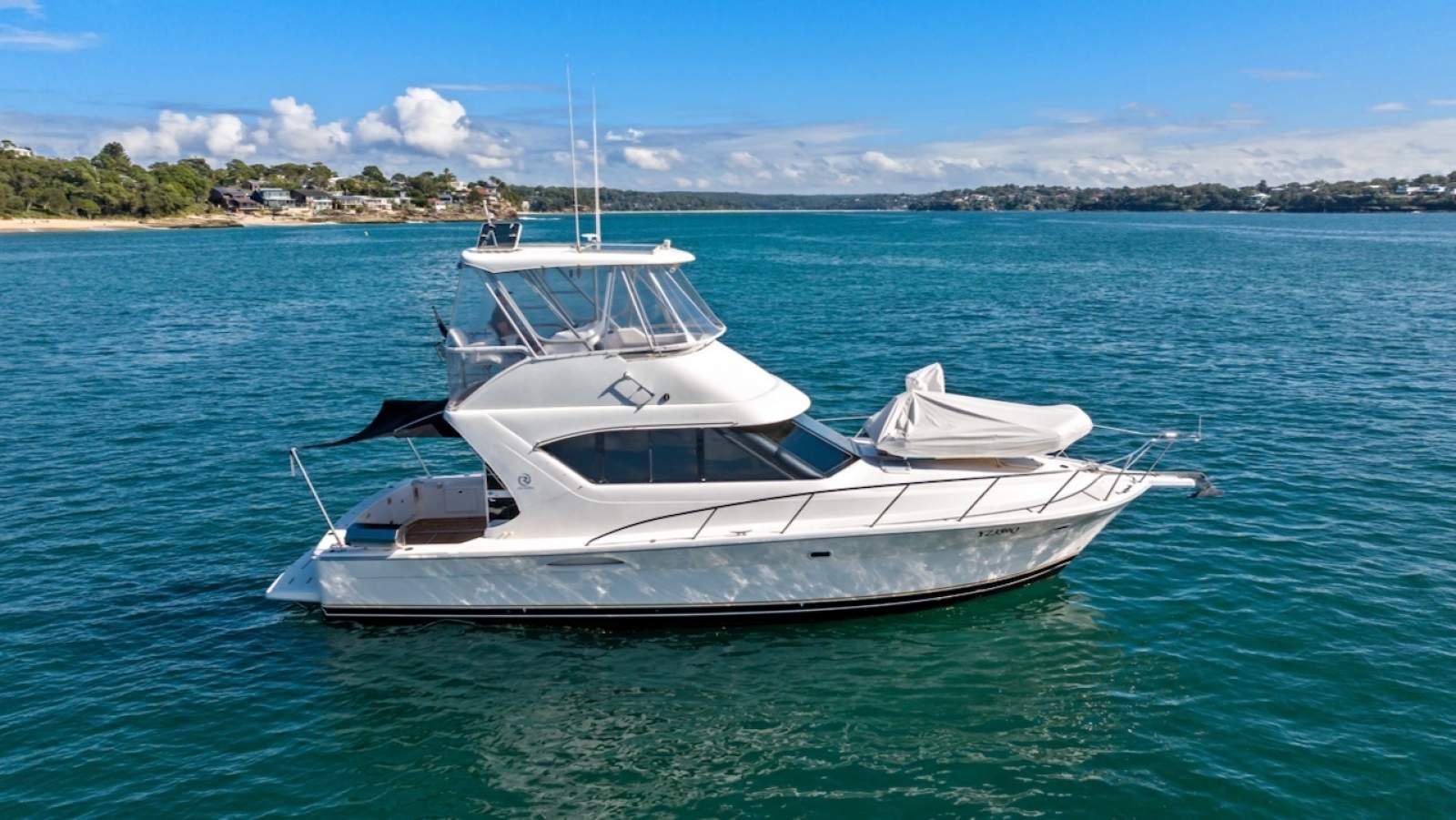 Riviera 3850 Open Flybridge