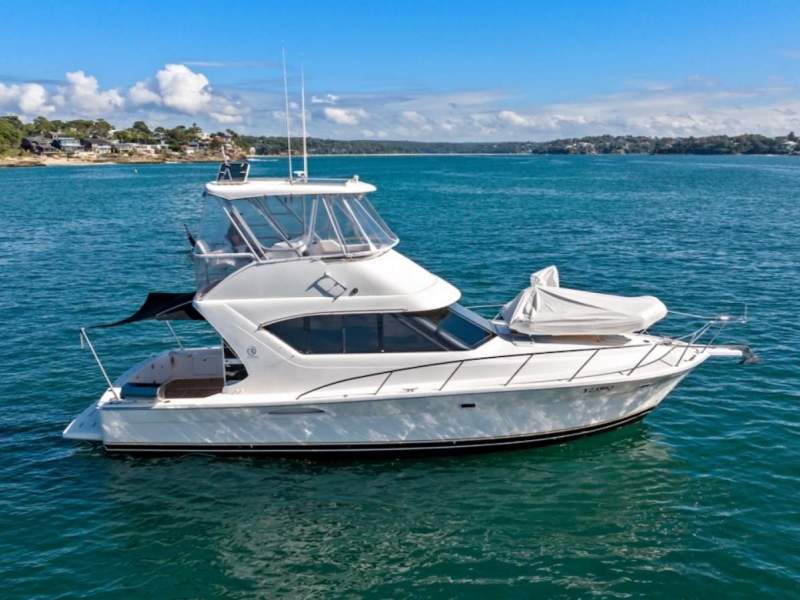 Riviera 3850 Open Flybridge