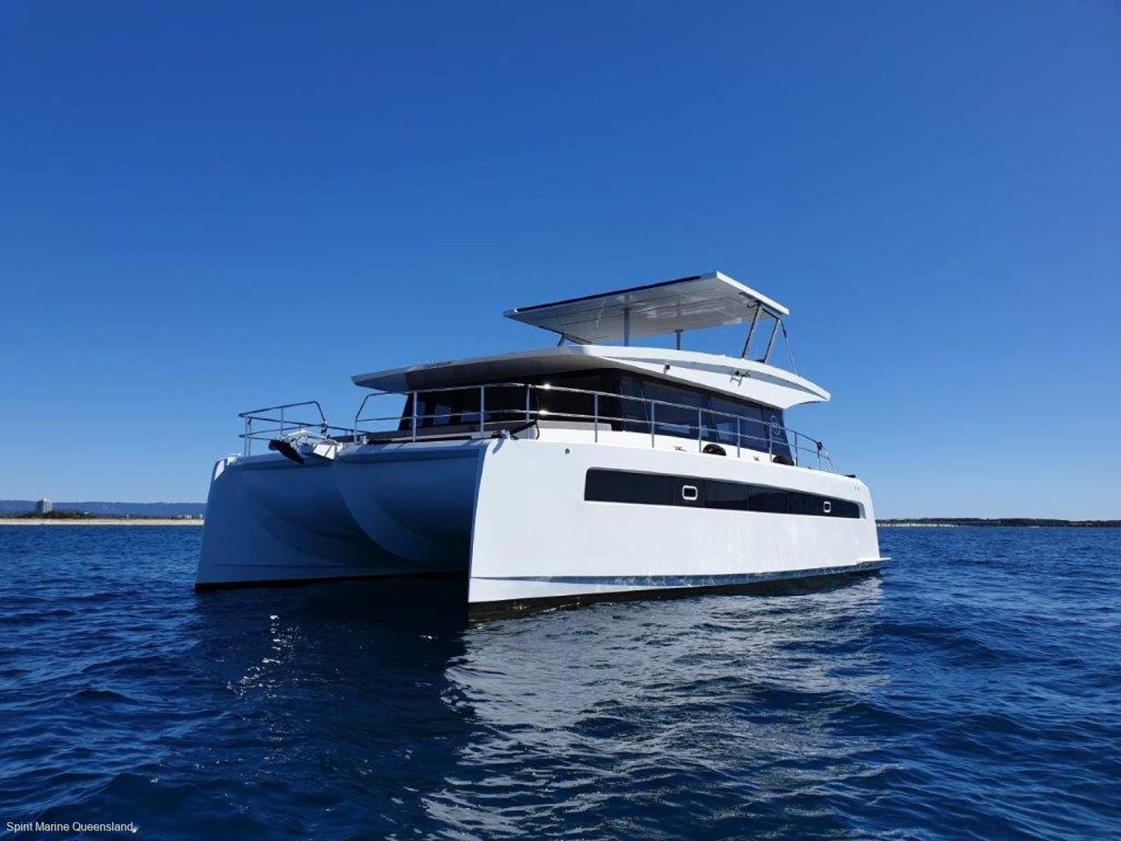 Sunpower Yachts Solar-E44-Charter Flybridge