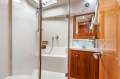 Riviera 4400 Sport Yacht