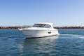 Riviera 4400 Sport Yacht