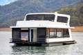 KIK BAK Houseboat Holiday Home on Lake Eildon:KIK BAK on Lake Eildon
