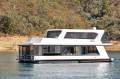 KIK BAK Houseboat Holiday Home on Lake Eildon:KIK BAK on Lake Eildon