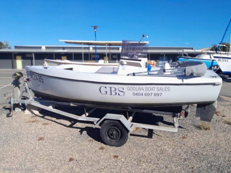 Clausen 4.3 Centre Console Dory