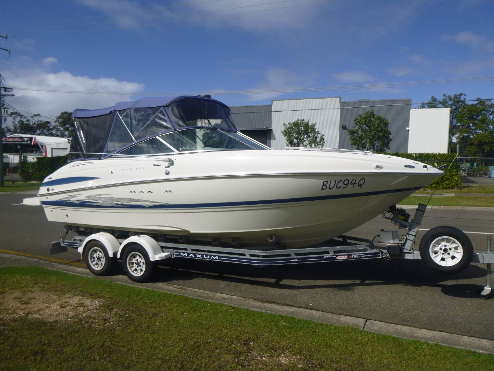 Maxum 2400 SC3