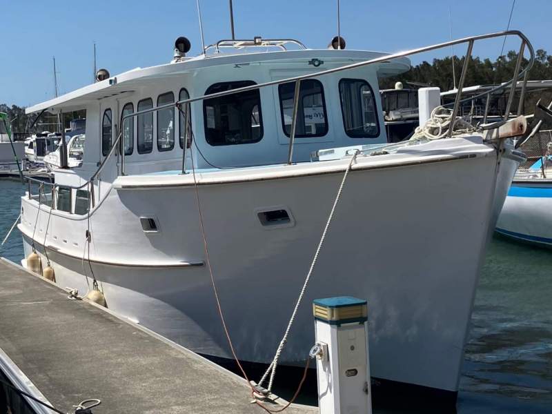 Keith Kuskopf 36 motor cruiser