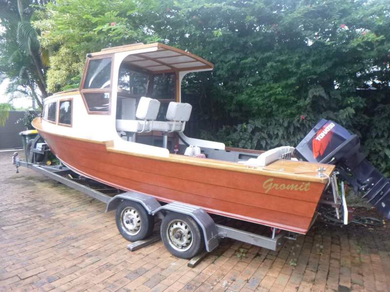 Half Cabin + Trailer