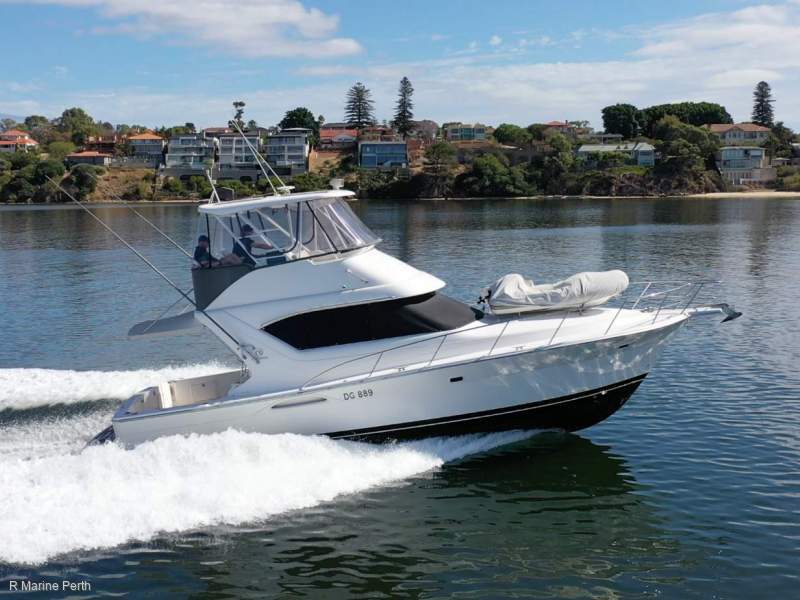 Riviera 3850 Open Flybridge
