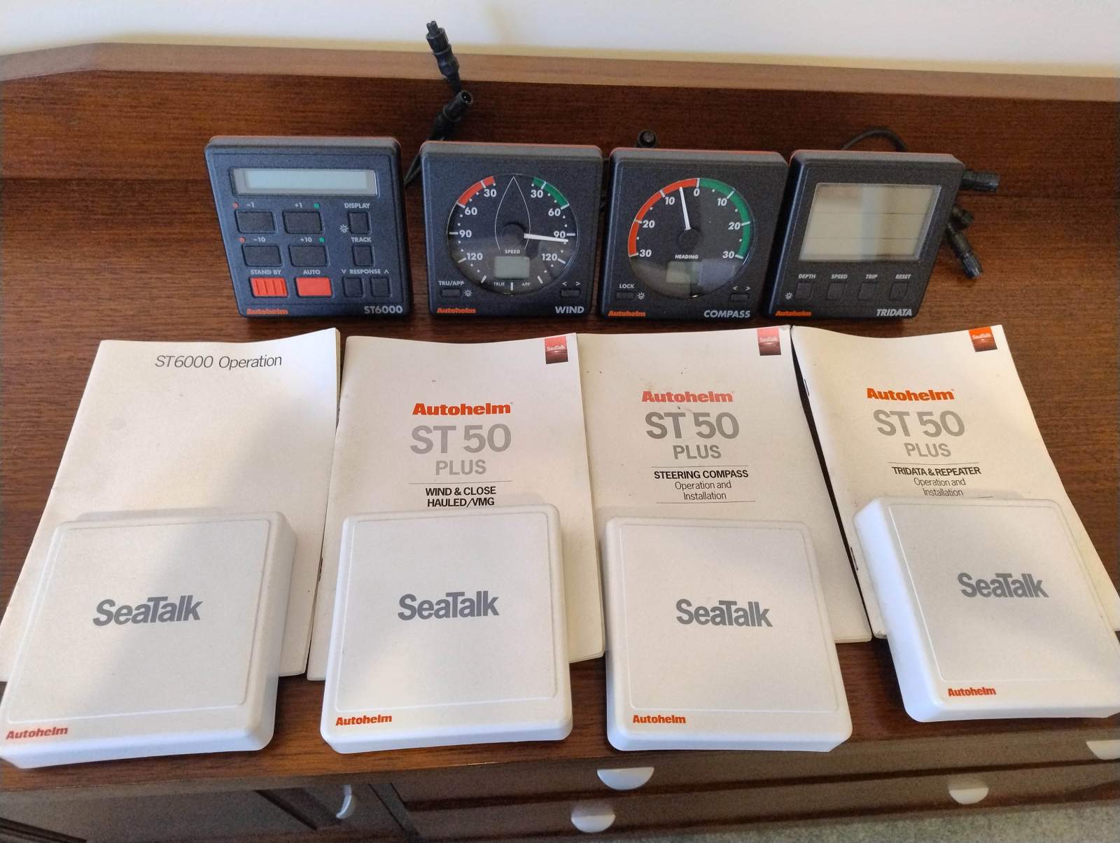 AUTOHELM (RAYMARINE) ST50 PLUS INSTRUMENTS-ALL NEW