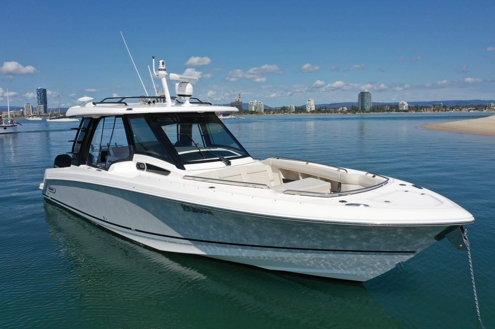 Boston Whaler 350 Realm Book a viewing during the Sanctuary Cove Boat show