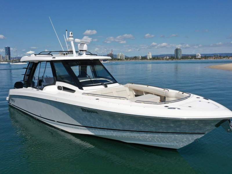 Boston Whaler 350 Realm Book a viewing during the Sanctuary Cove Boat show