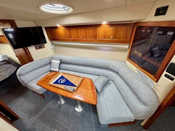  Riviera M430 Boat Brokers of Tasmania