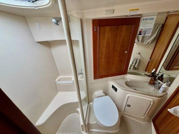 Riviera M430 Boat Brokers of Tasmania