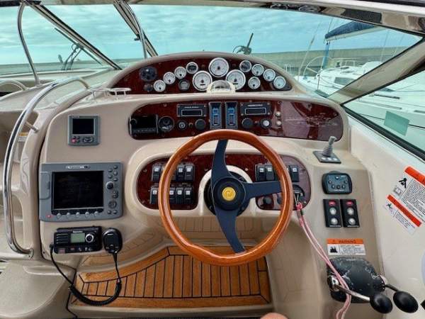  Riviera M430 Boat Brokers of Tasmania