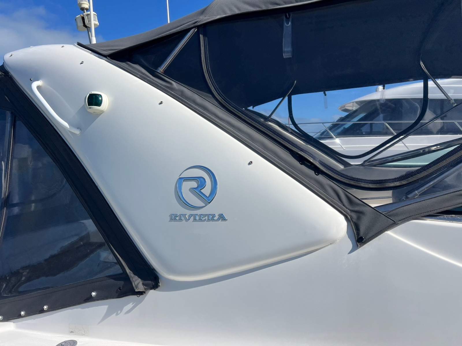  Riviera M430 Boat Brokers of Tasmania
