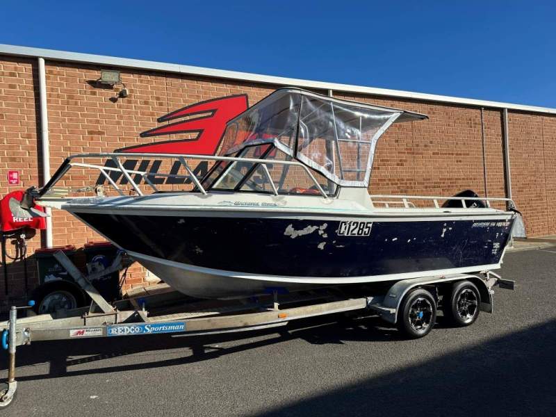 Belvedere 550 Widebody Runabout