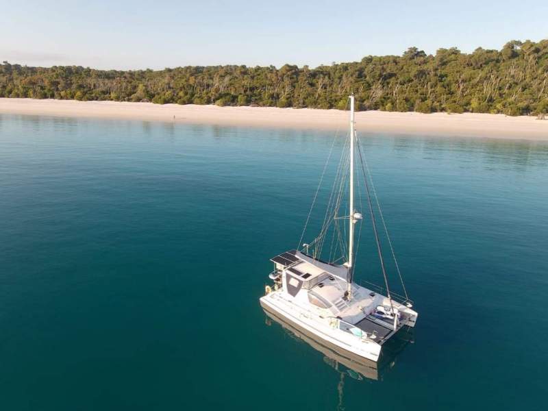 Admiral 38 Executive designed by Angelo Lavranos