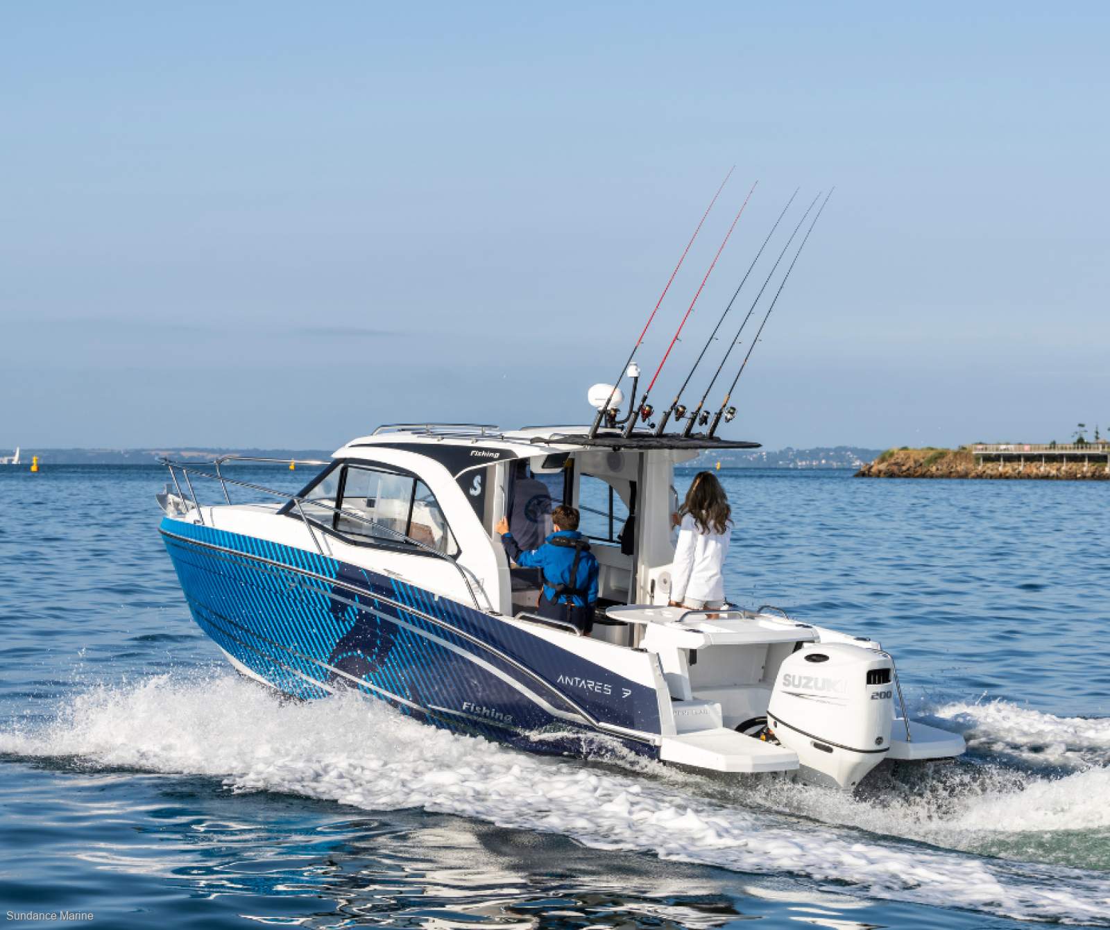 Beneteau Antares 7.0 OB Fishing Edition