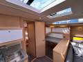 Dufour 470