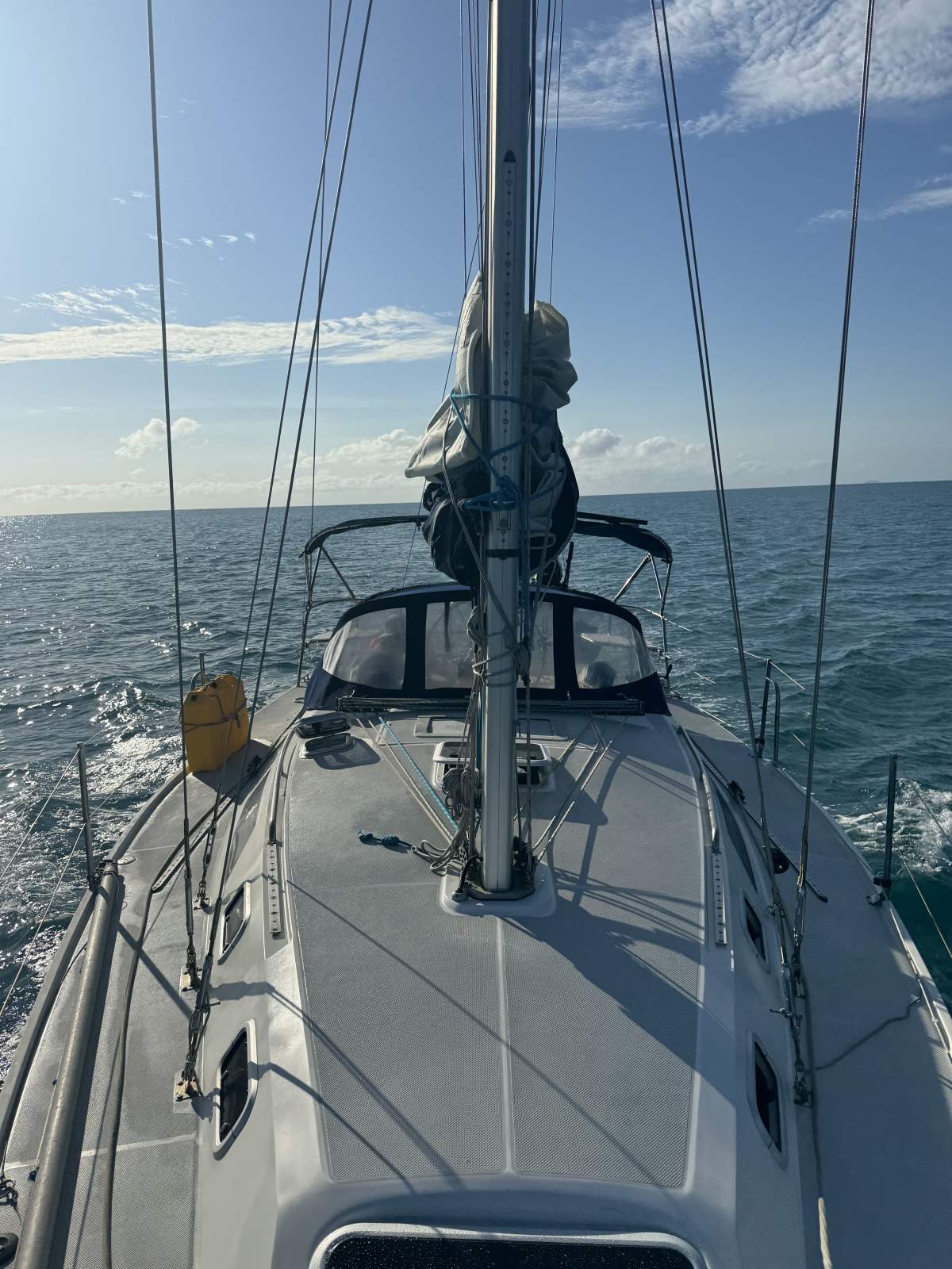 Catalina 320
