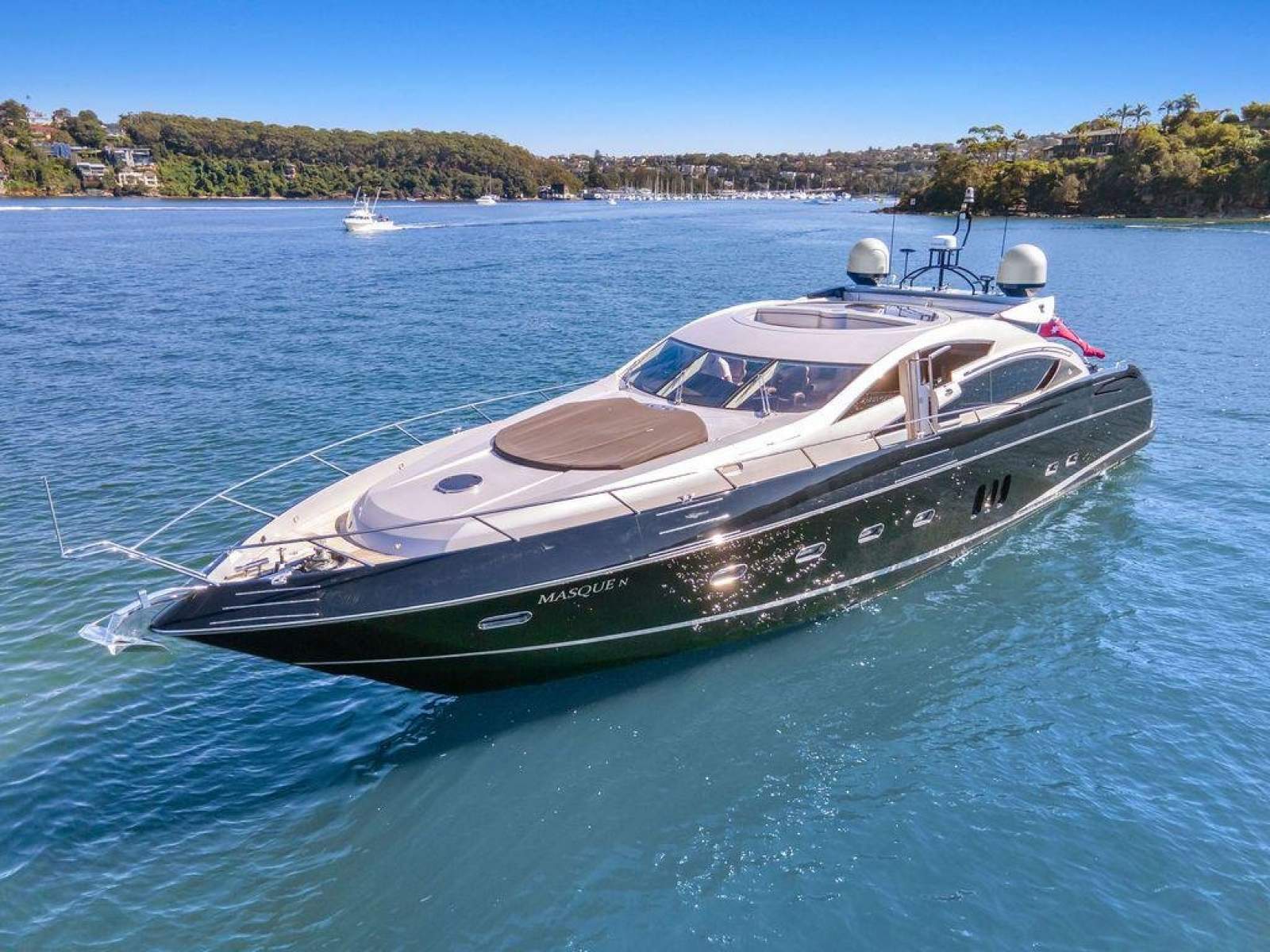 Sunseeker Predator 82