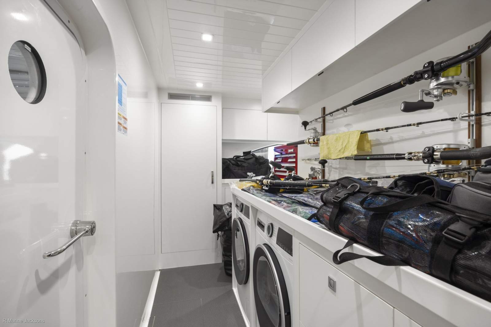  Riviera 64 Sports Motor Yacht Boat Brokers of Tasmania