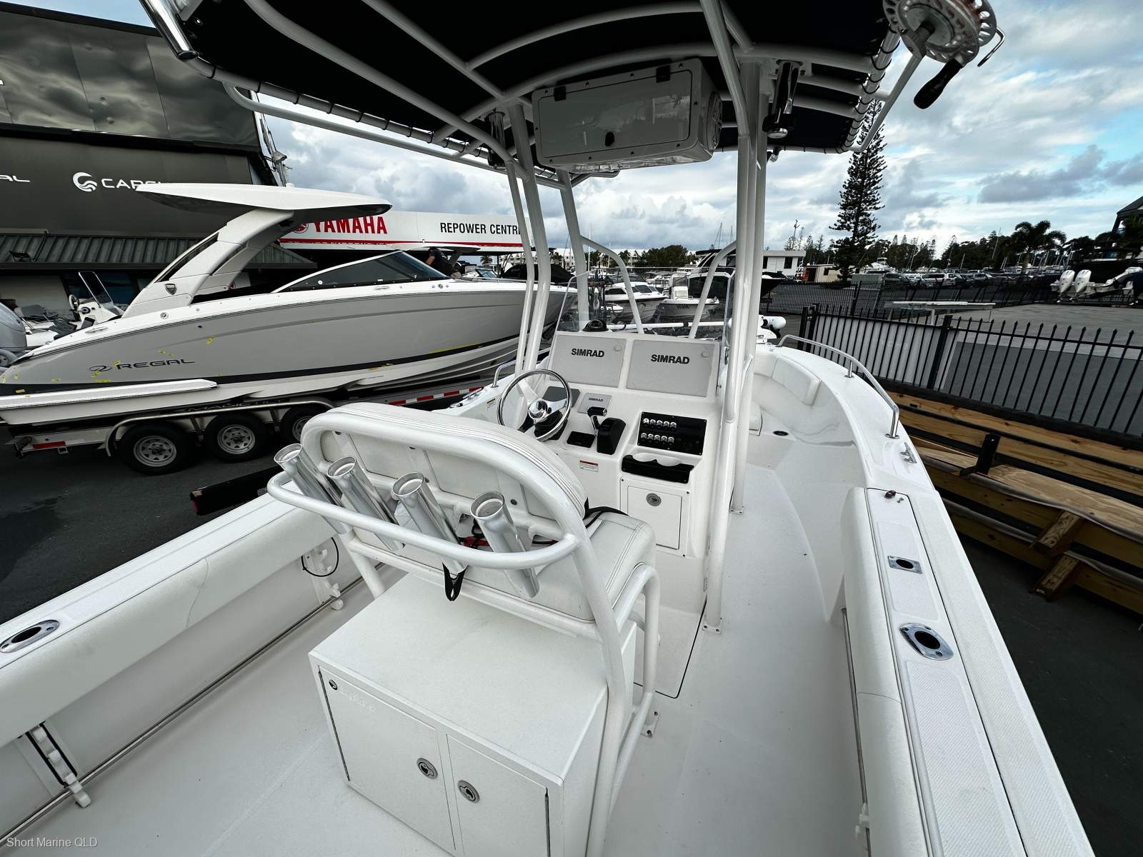 Edgewater 208CC