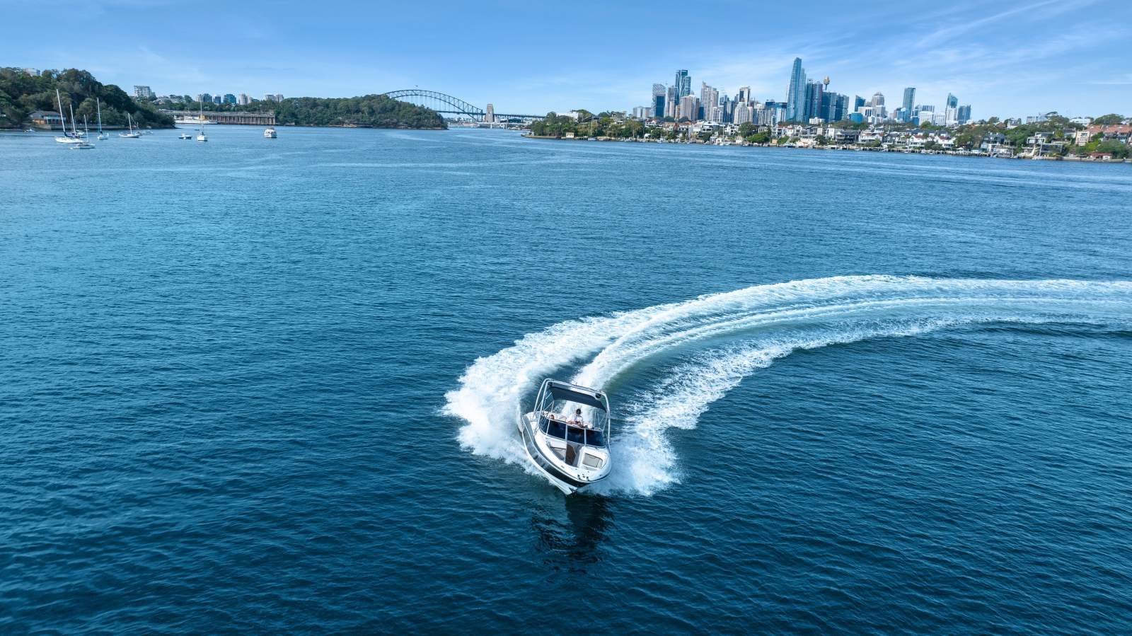 Four Winns Horizon 260