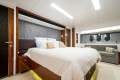 Horizon Yacht E70