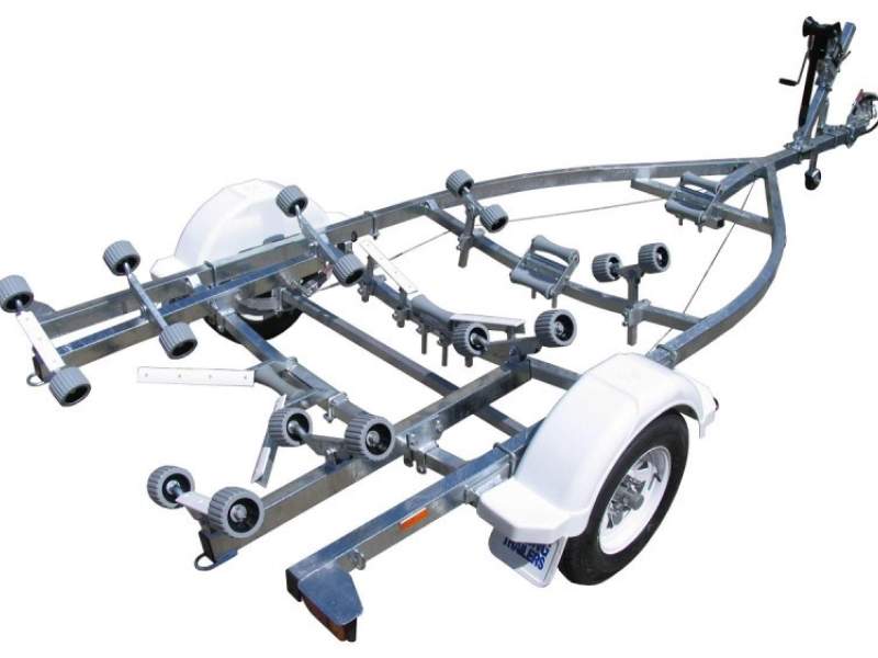 BOEING TRAILERS- SINGLE 5.2M ROLLER BRAKED BOAT TRAILER HEAVY DUTY