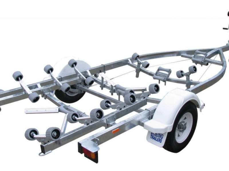 BOEING TRAILERS-SINGLE 5.5M ROLLER BRAKED BOAT TRAILER HEAVY DUTY