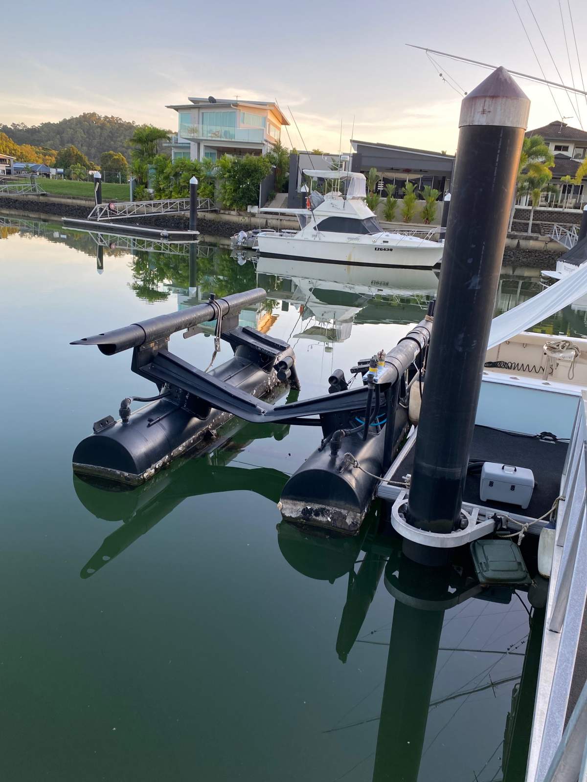 Air Berth Boat Lift Storage System M230