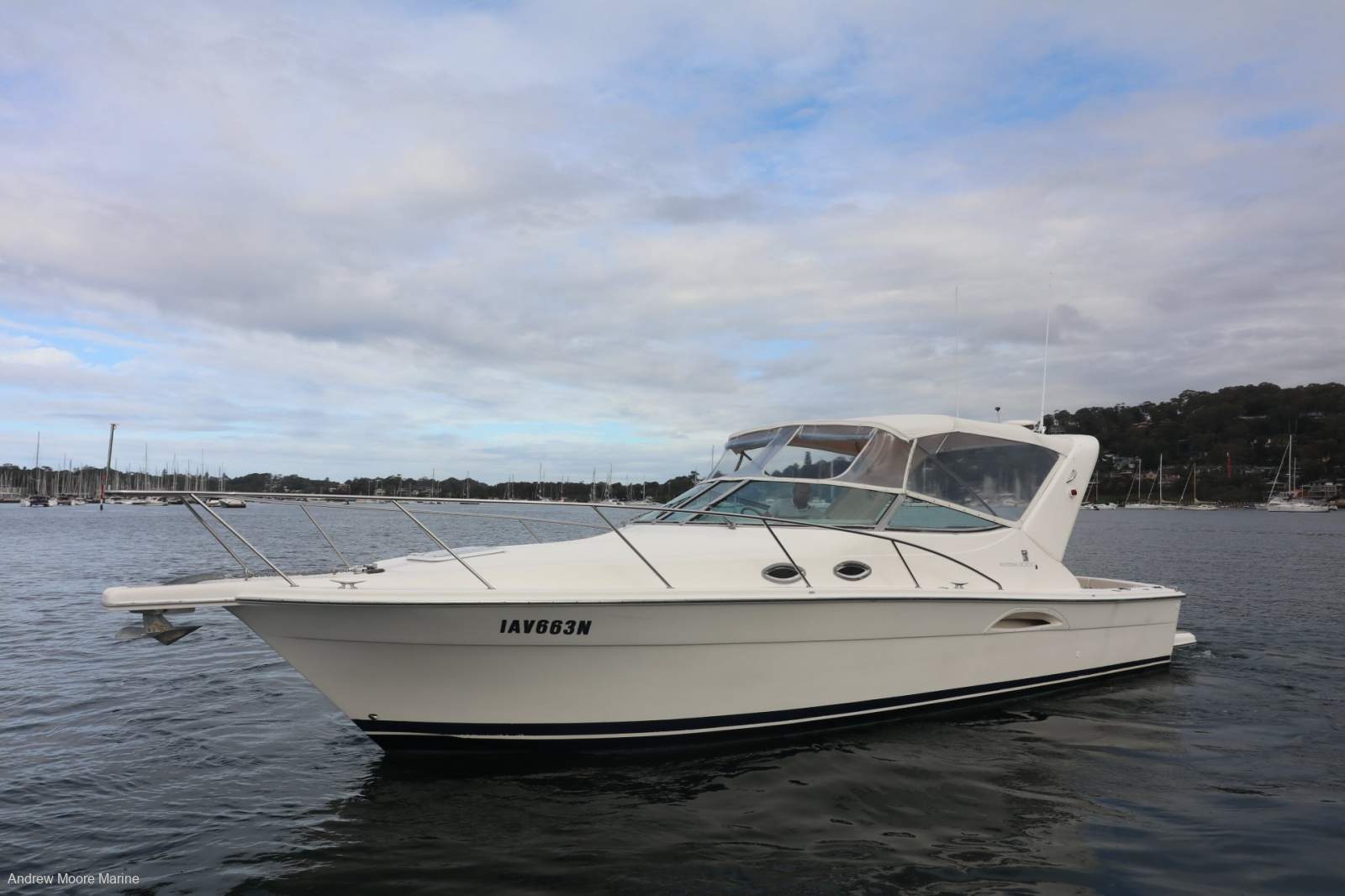 Riviera 3000 Offshore Series 2 - REPOWERED 2017 WITH NEW D4260 VOLVO'S