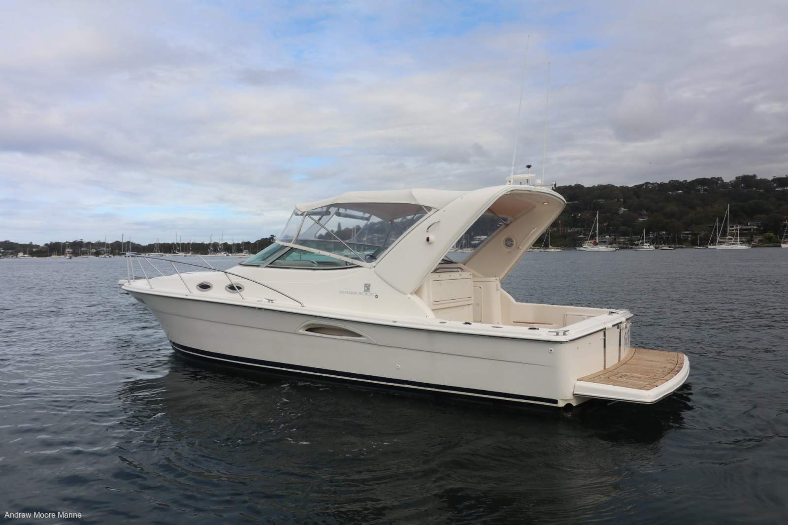 Riviera 3000 Offshore Series 2 - REPOWERED 2017 WITH NEW D4260 VOLVO'S