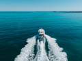 Riviera 4400 Sport Yacht