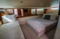 Riviera 4400 Sport Yacht