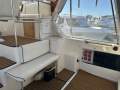 Seaquest 2800 Sportsman Flybridge Cruiser