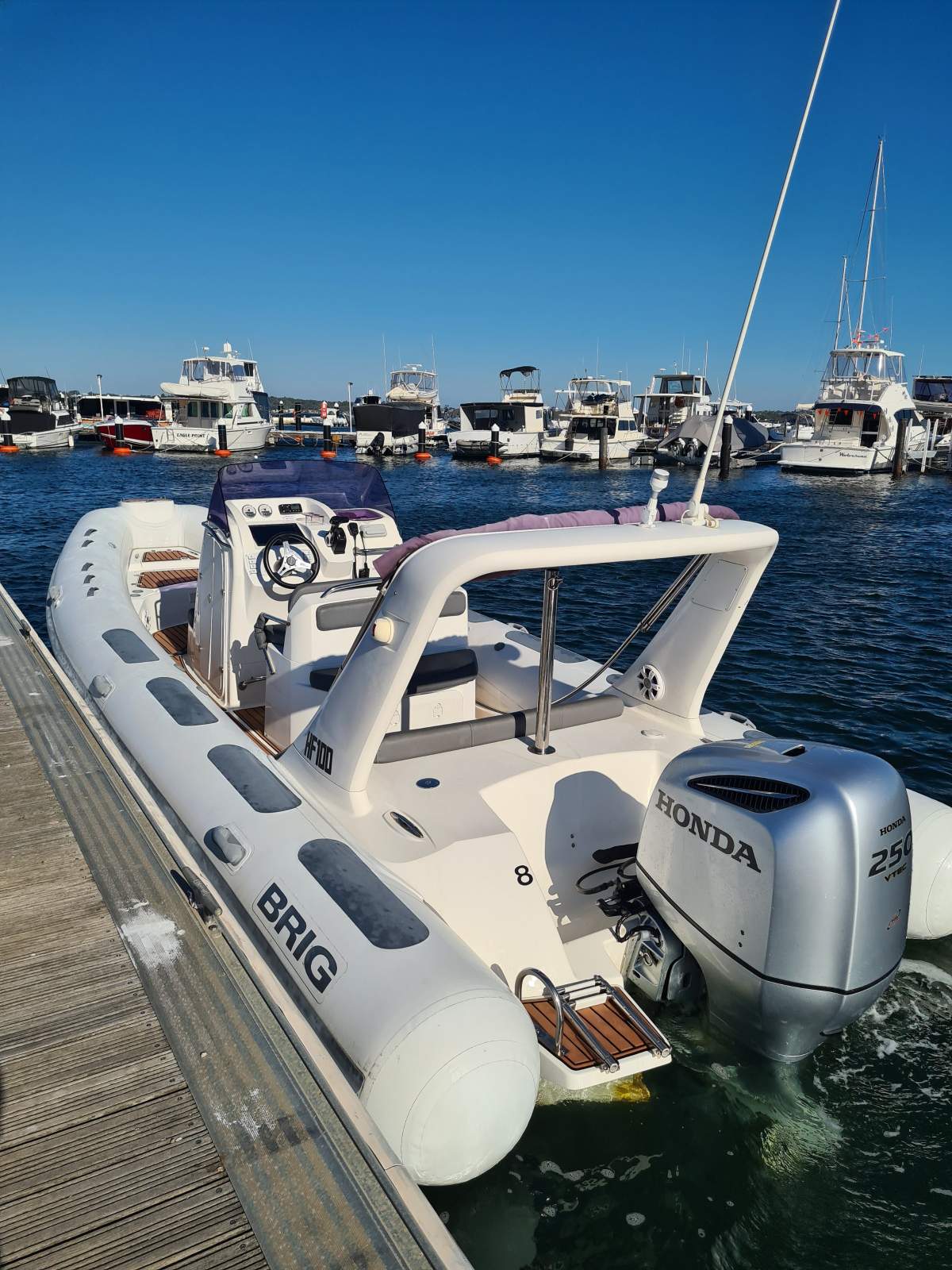 Brig Eagle 780