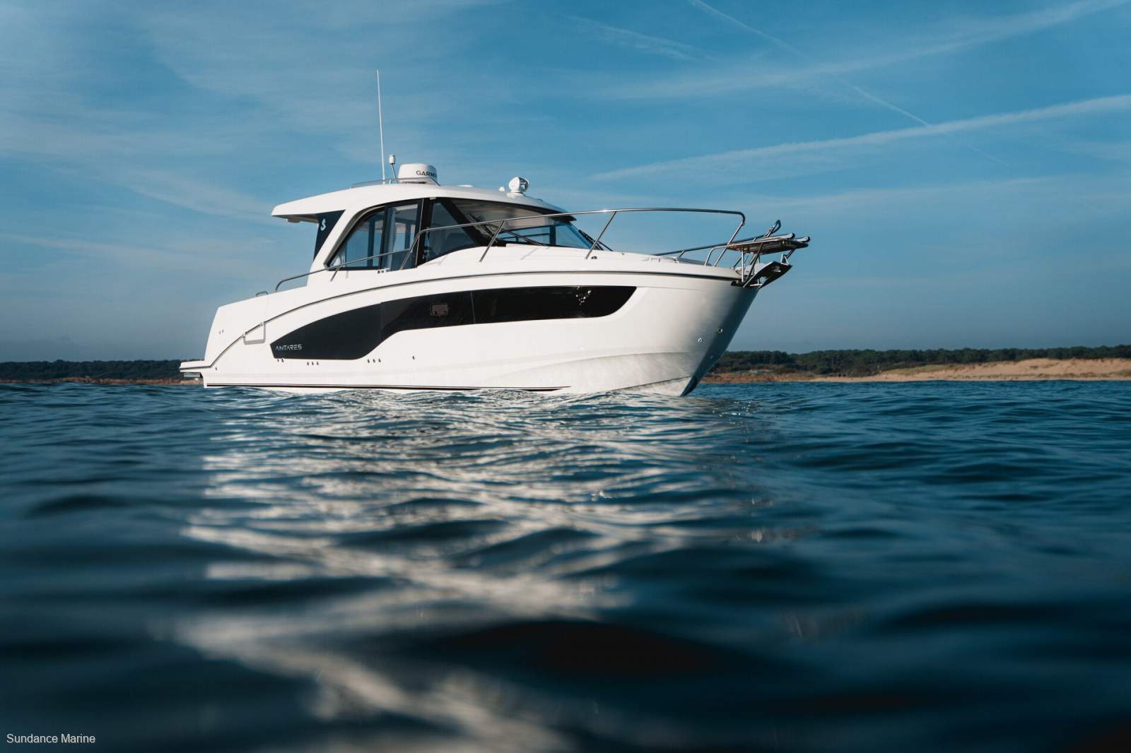 Beneteau Antares 9 OB V2