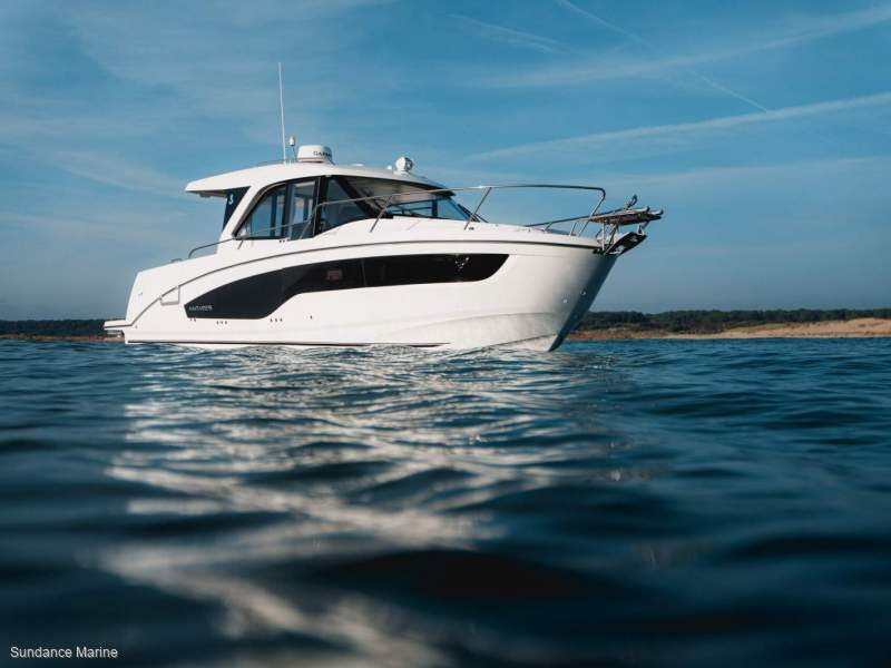 Beneteau Antares 9 OB V2