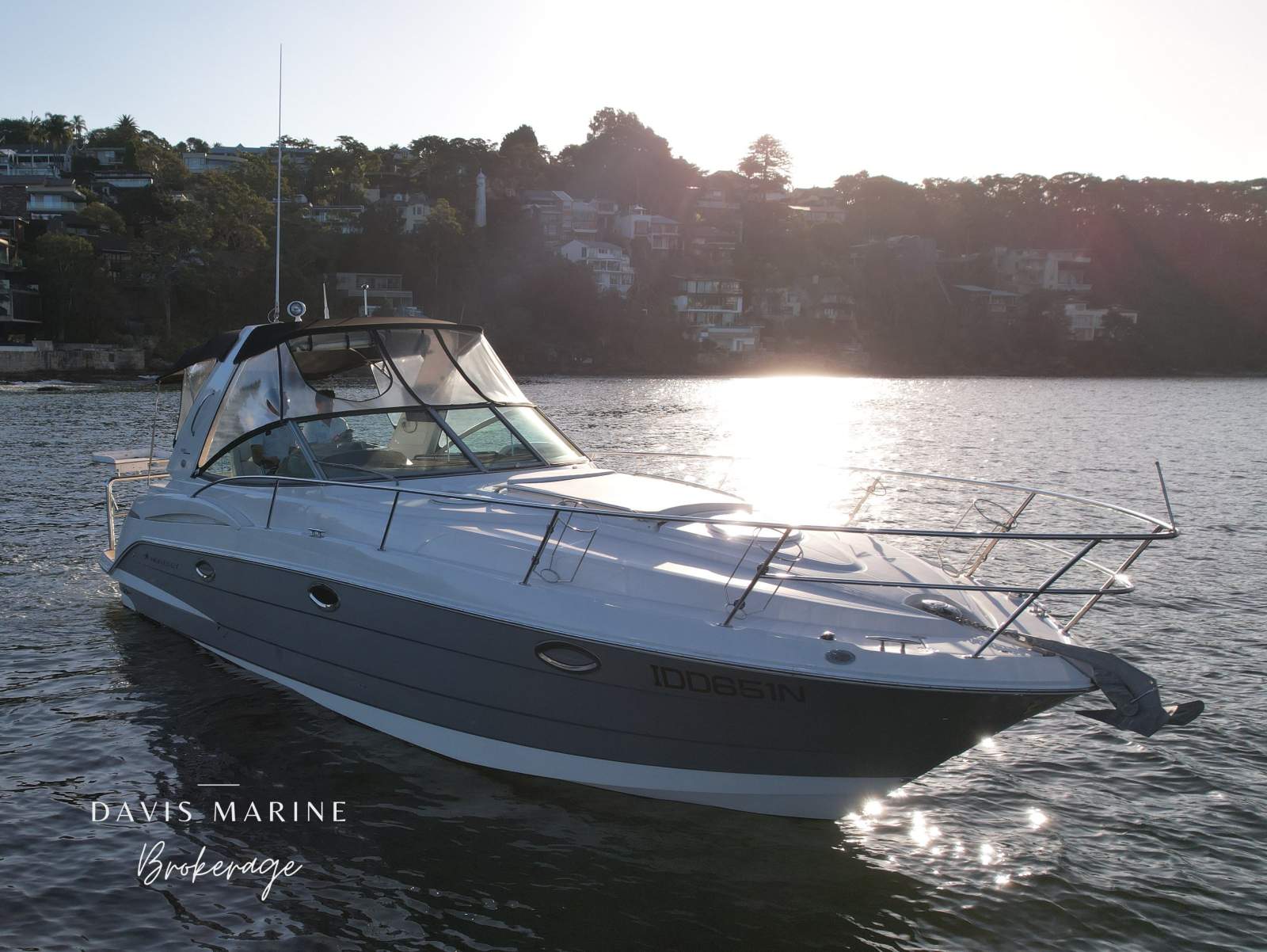 Monterey 330 Sports Yacht - REBUILT ENGINE AND STERN DRIVES - NEW TEAK DECK:2007 Monterey 330 Sports Yacht For Sale