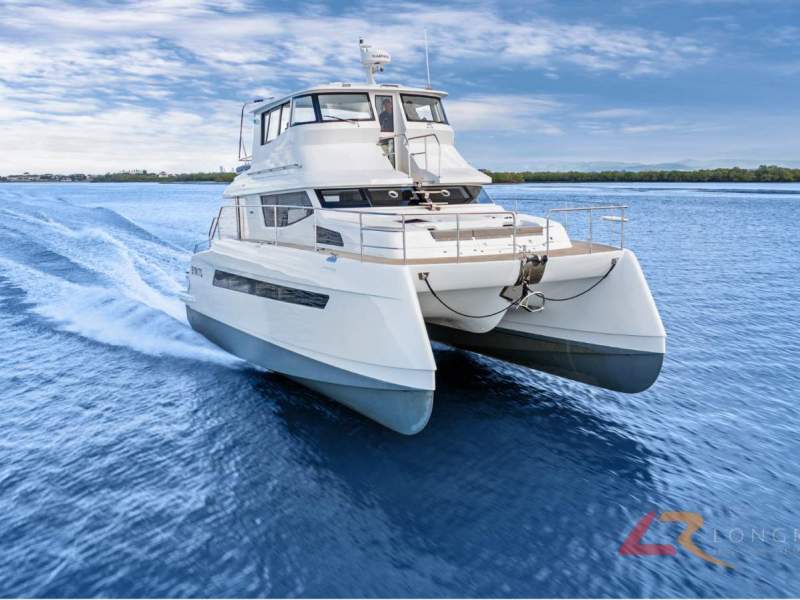 Longreach 1200 NEW 2024 HIGH PERFORMANCE CATAMARAN