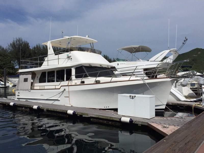 Explorer 46 Classic Flybridge Cruiser