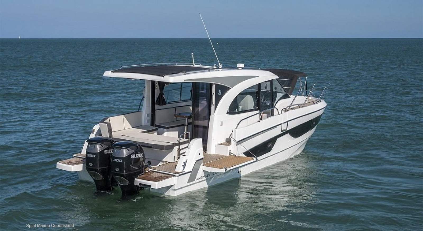 Beneteau Antares 11
