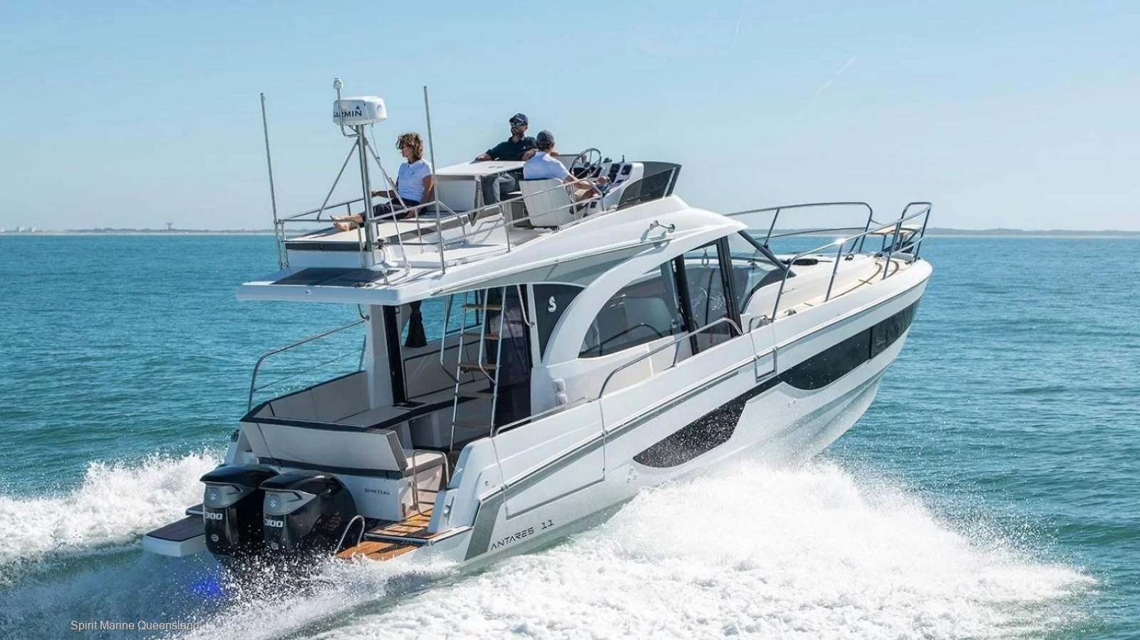 Beneteau Antares 11 Flybridge