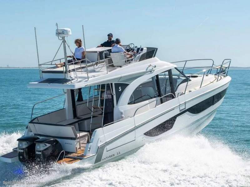 Beneteau Antares 11 Flybridge