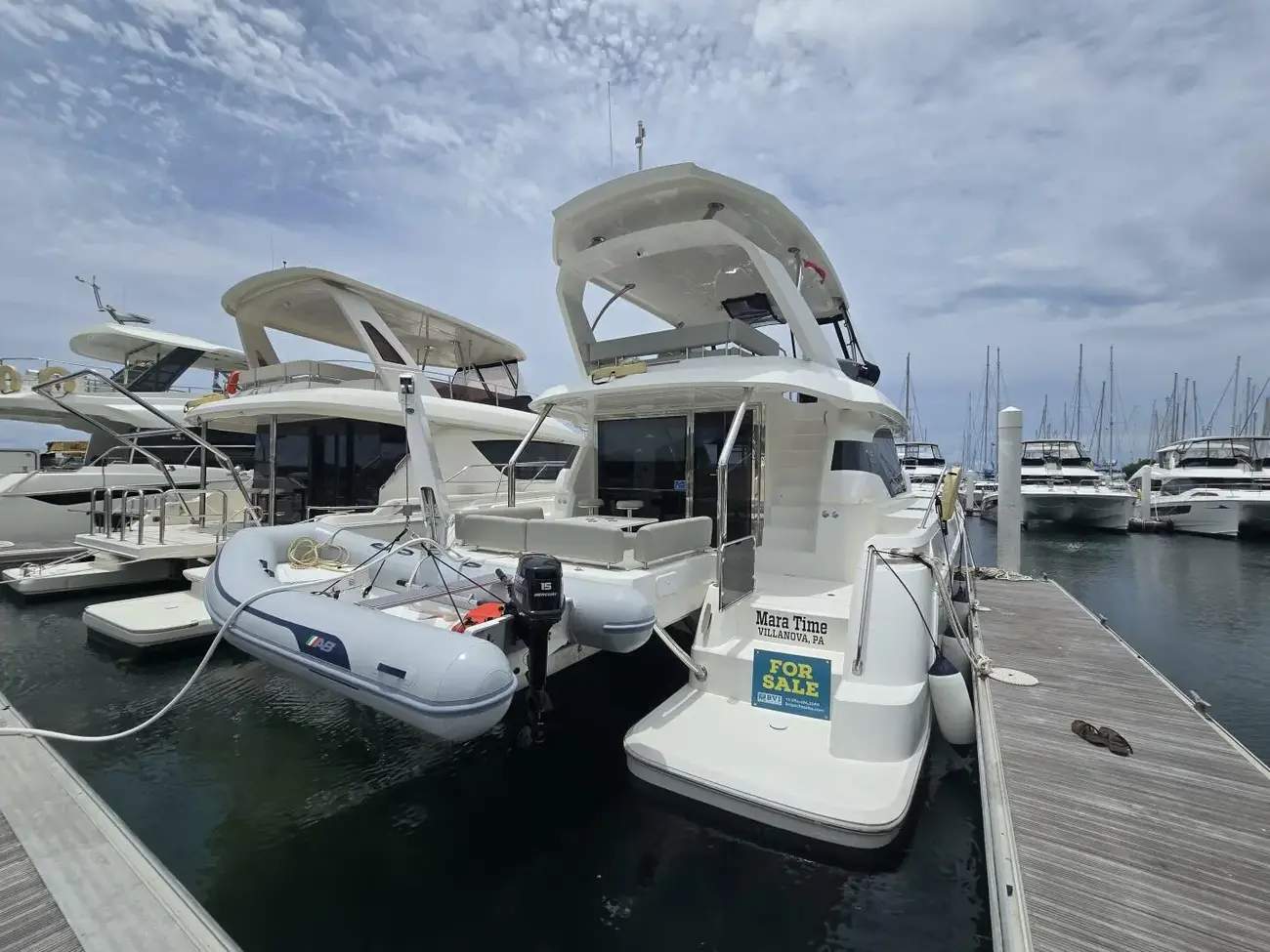 Aquila 44