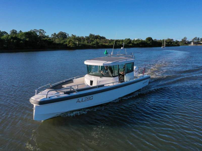Axopar 28 Cabin