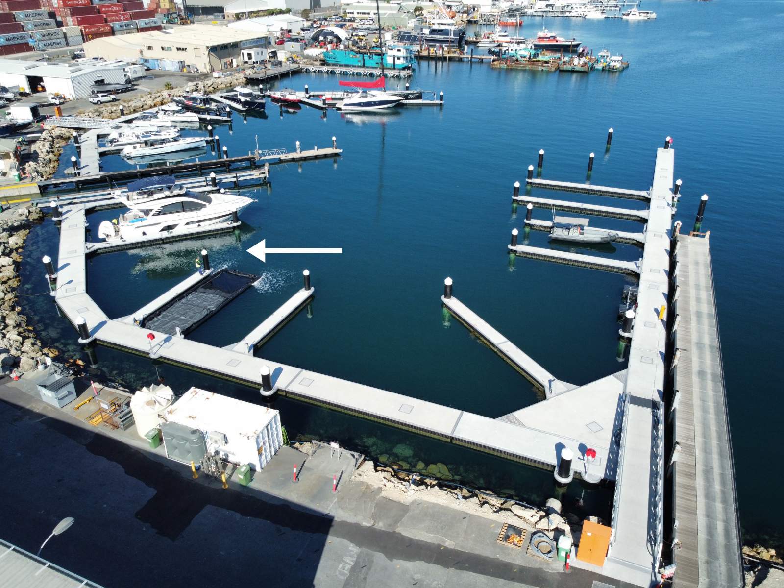 14m cat/multi-hull floating jetty berth - located North Fremantle